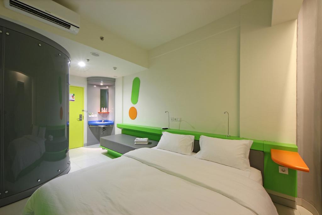 Pop! Hotel Kemang Yakarta Exterior foto